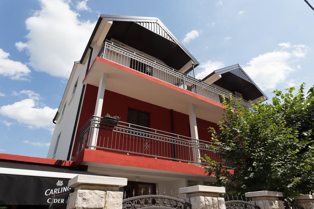 Apartments Erakovic Nikšić Zewnętrze zdjęcie