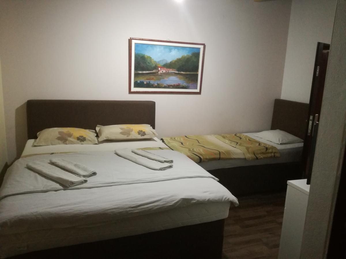 Apartments Erakovic Nikšić Zewnętrze zdjęcie